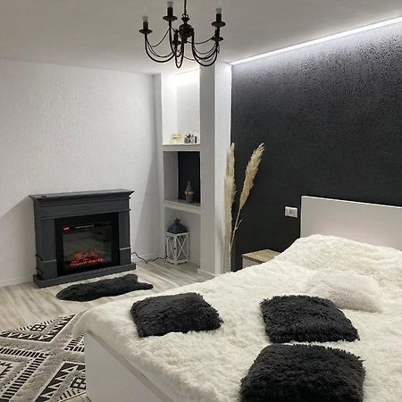 Apartament Maria アルバ・ユリア エクステリア 写真